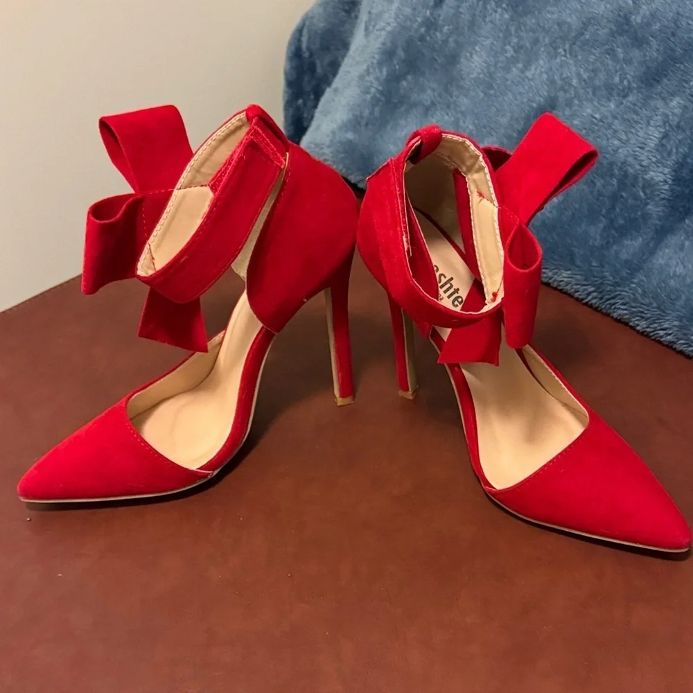Elegant Red Bow Women's Heels